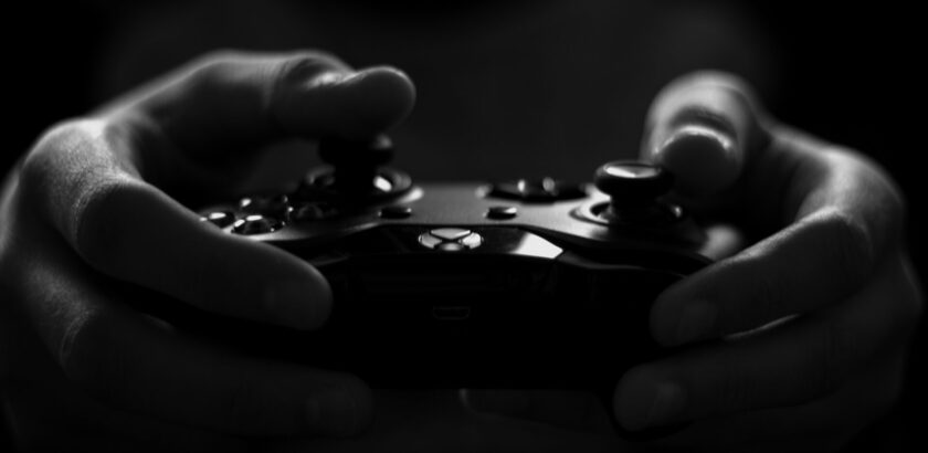 Manipulative Game Design: Deceptive Patterns in Video Games