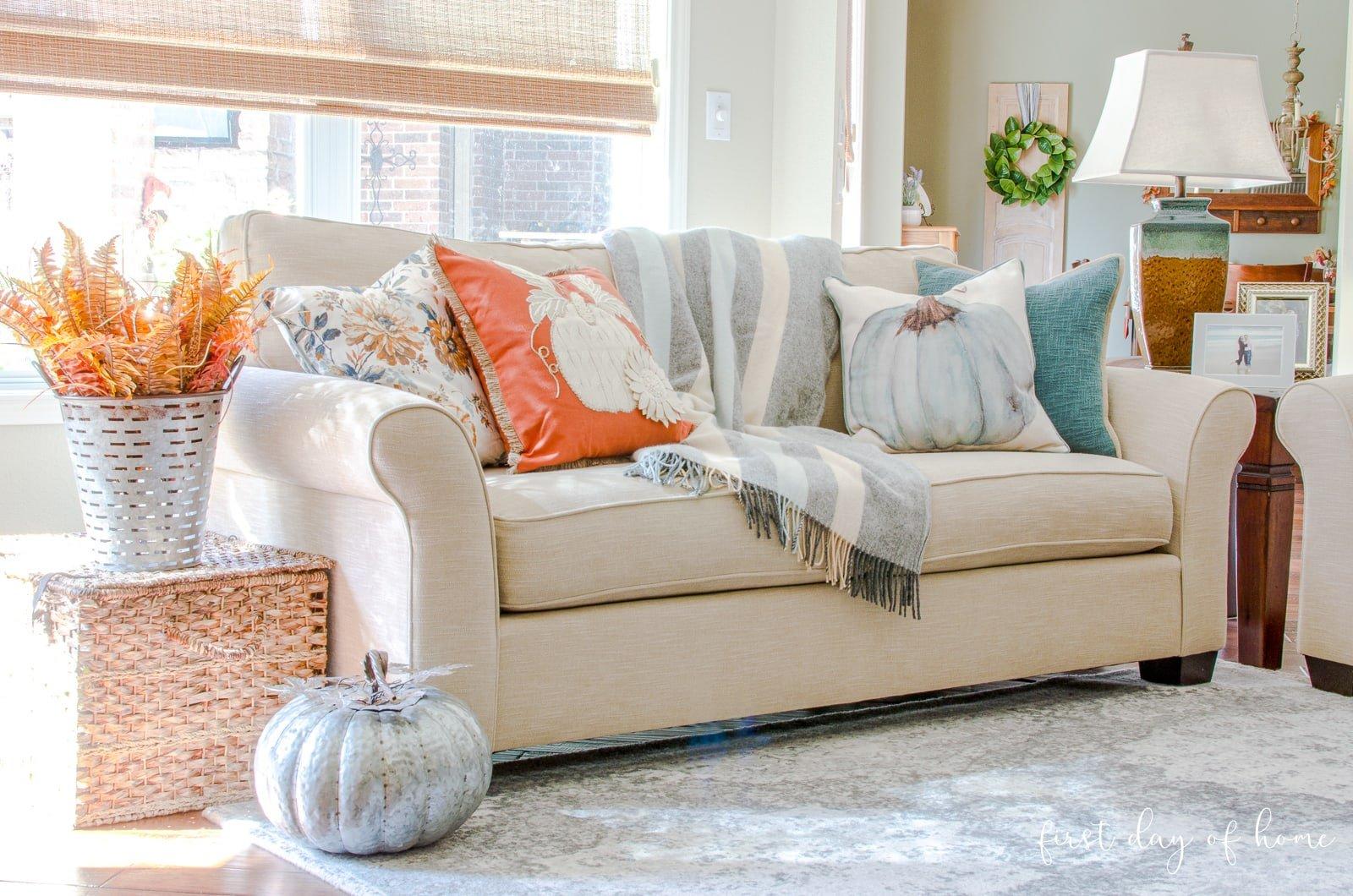 fall pillow 8